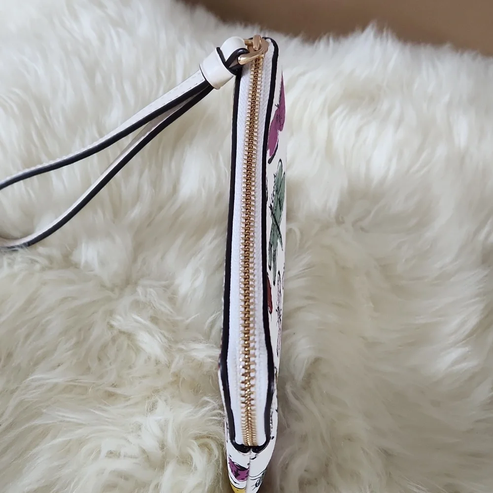 NWT Coach Corner Zip Critter Print Wristlet Wallet 🐞🦋🪲♥️🎁 - Picture 6 of 12